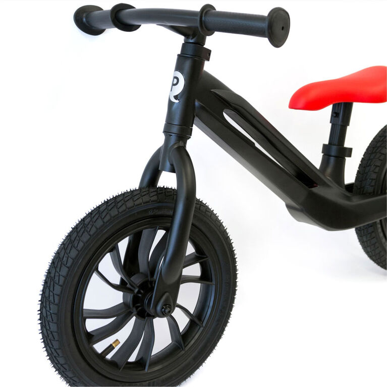 Bicicleta fara pedale Balance bike Qplay Racer roti gonflabile Negru/rosu